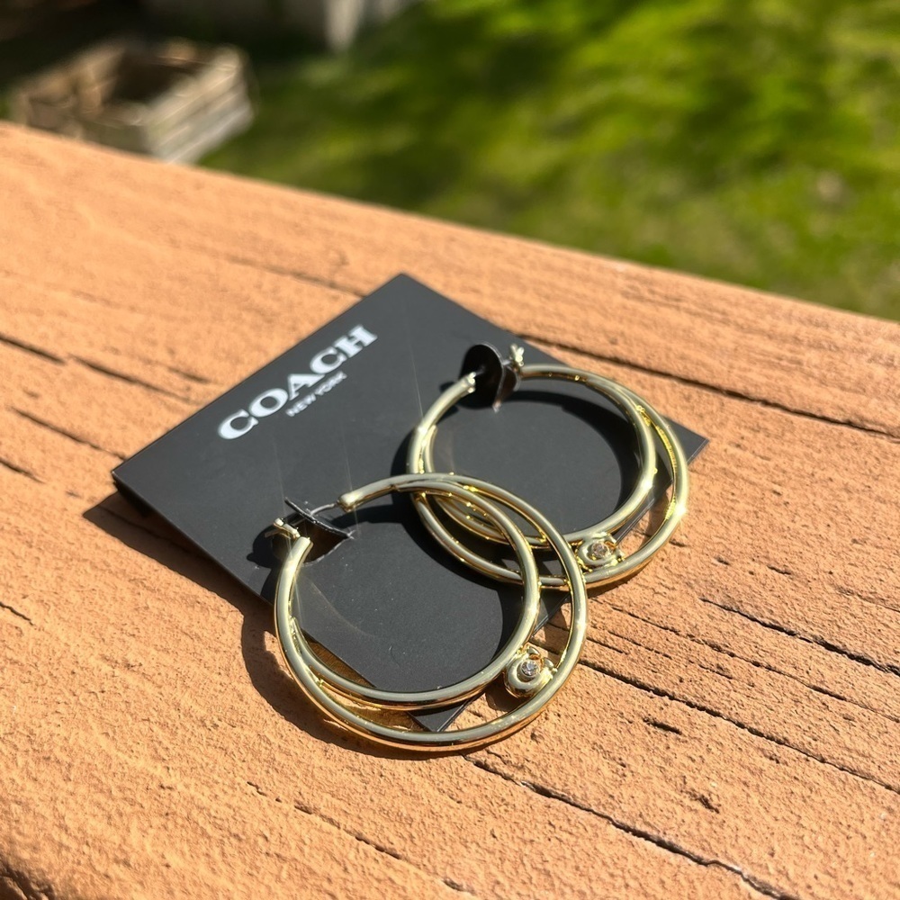 Coach Gold Triple Hoop Earrings NWT • Classic Logo Detail Stud Hoops